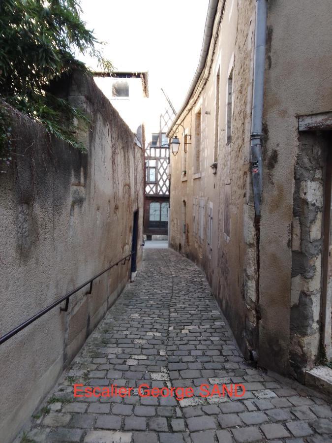 Le George Sand Elegant Studio Coeur Historique 博格斯 外观 照片